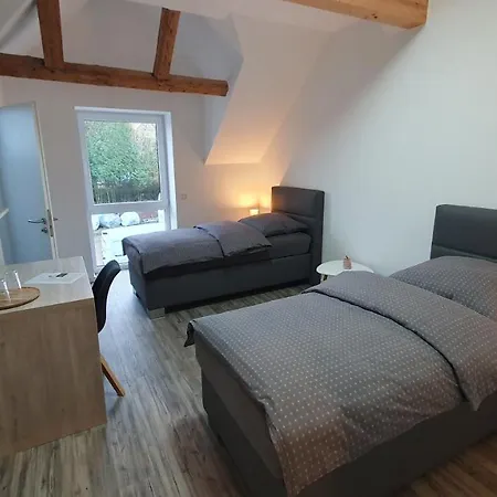 Gaestezimmer - Messezimmer - Muellingen *