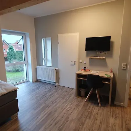 Séjour chez l'habitant Gaestezimmer - Messezimmer - Muellingen Sehnde