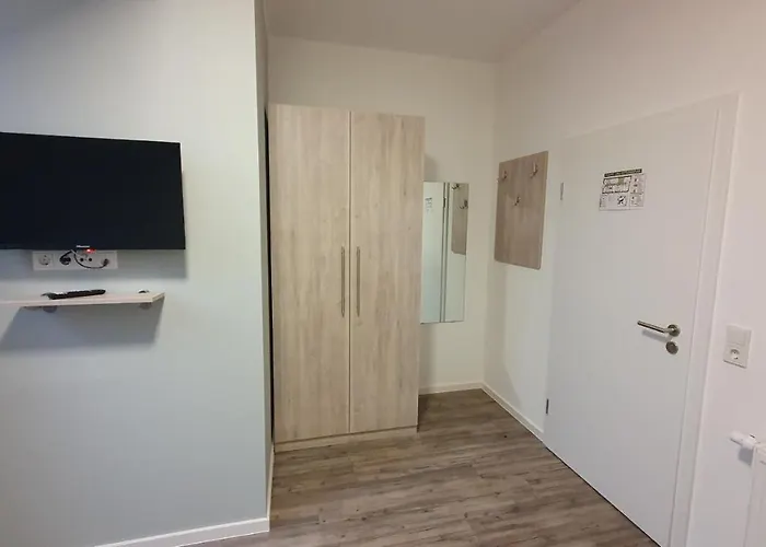 Gaestezimmer - Messezimmer - Muellingen * Sehnde